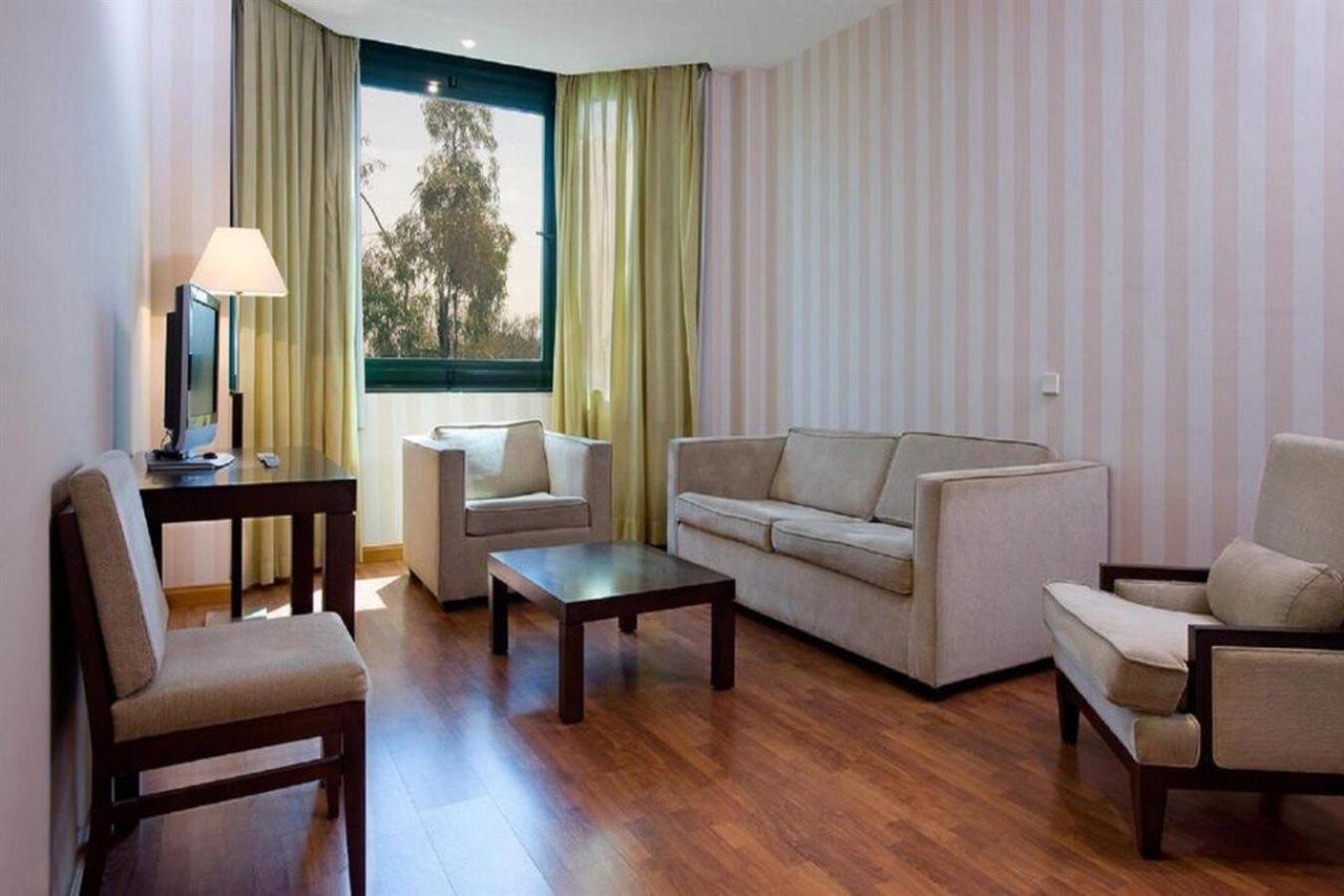 Apartamentos Th Las Rozas Ngoại thất bức ảnh