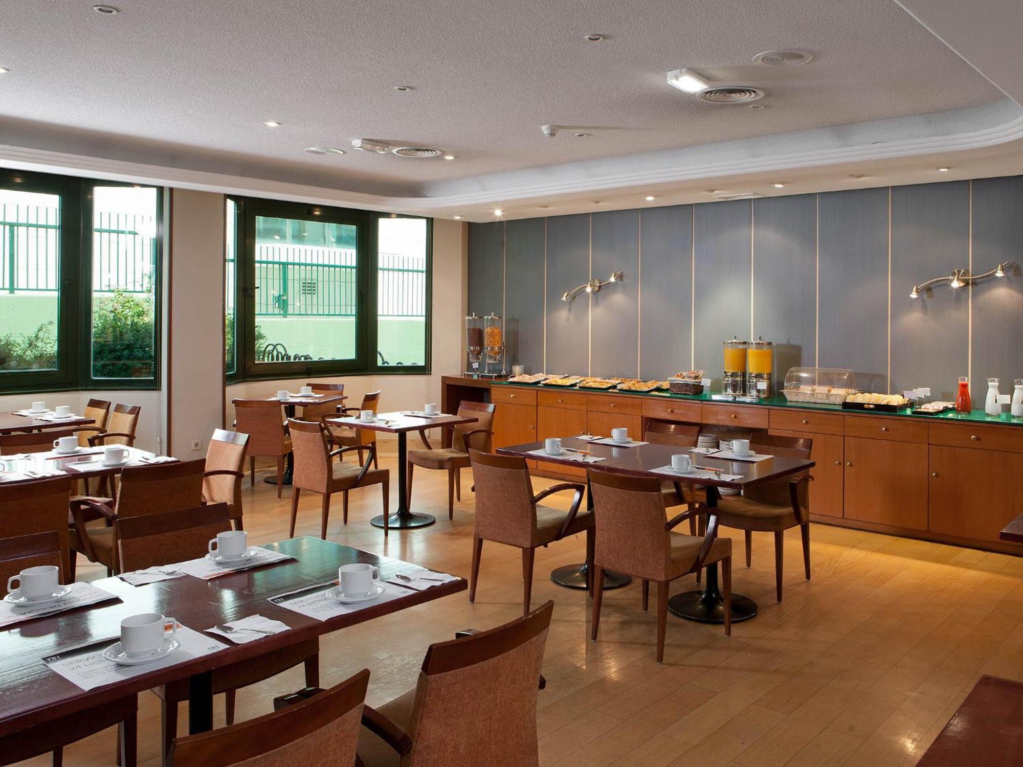Apartamentos Th Las Rozas Ngoại thất bức ảnh